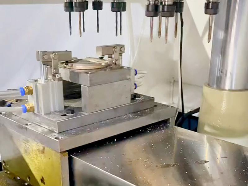 高速鉆攻機好不好?設備特點!