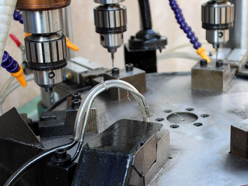 鉆攻機攻絲要不要加油？